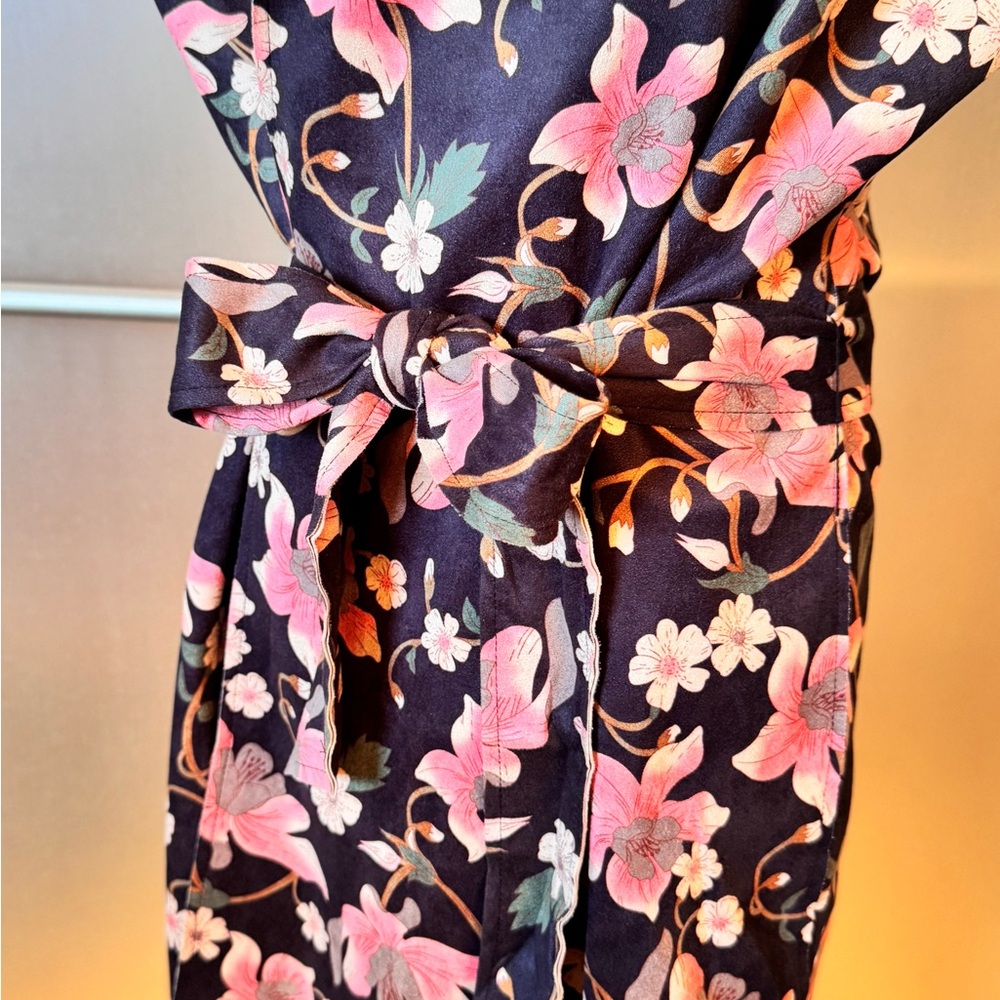 KATE & MALLORY Faux Suede Sleeveless Floral Midi Wrap Dress Pink Dark Navy Blue - Picture 3 of 16